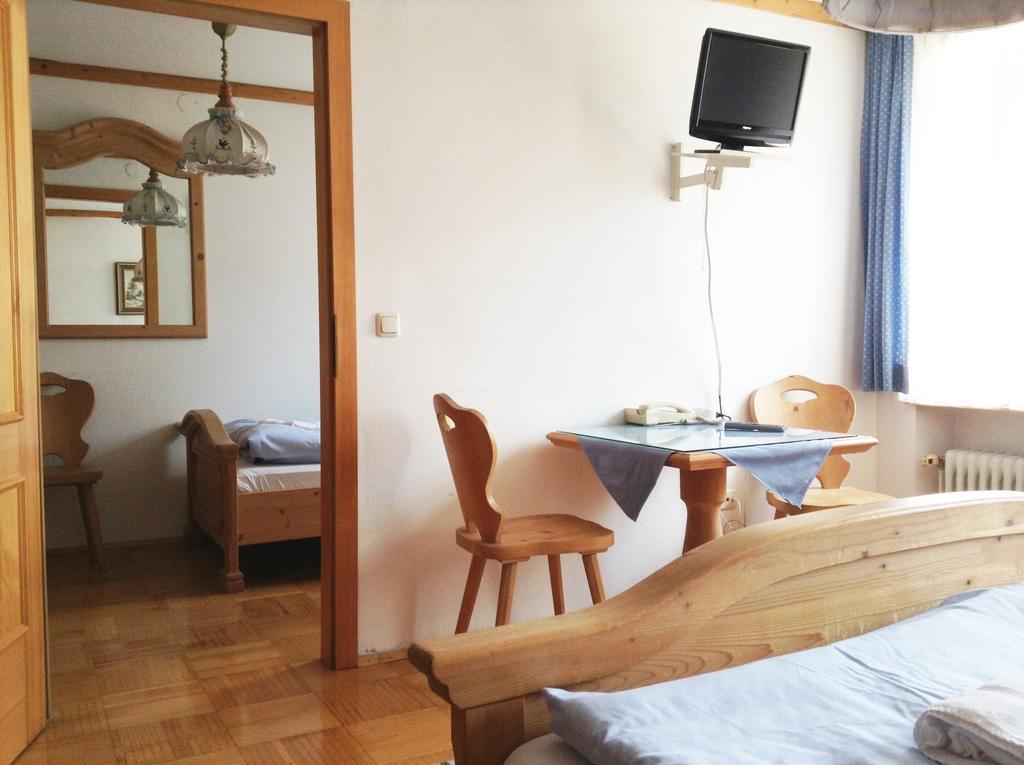 Fruehstueckspension Zur Post Reisinger Kg St Oswald Sankt Oswald bei Freistadt Dış mekan fotoğraf